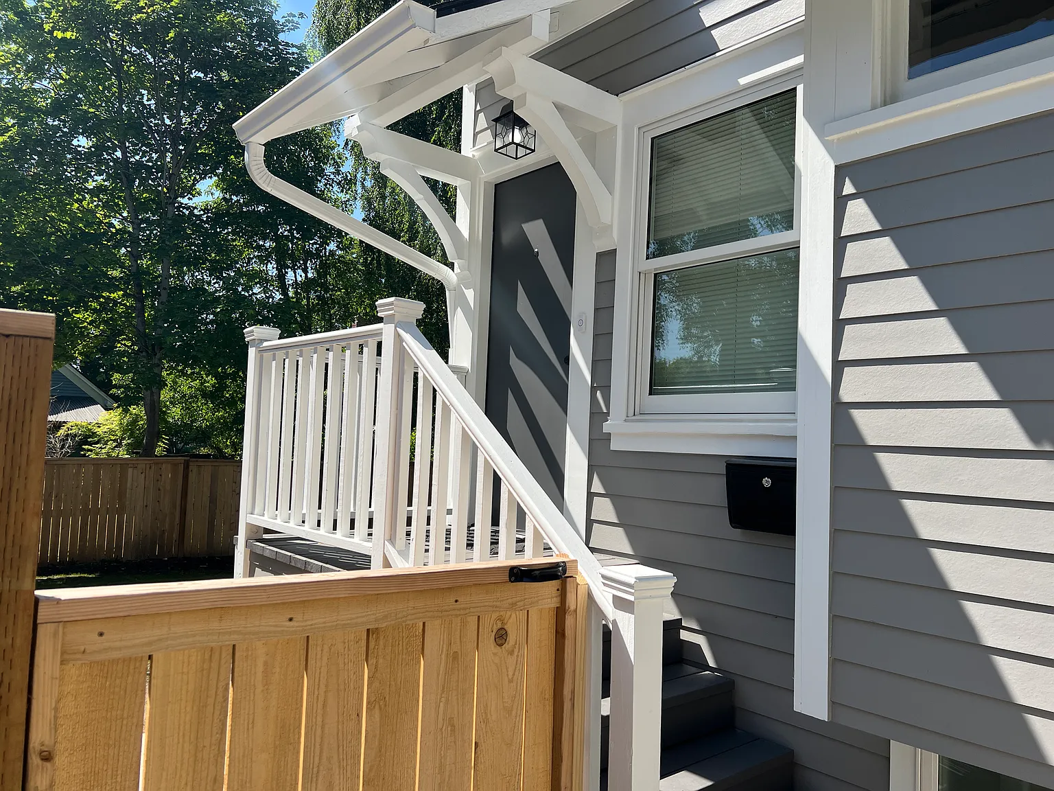 2 bed, 970 sqft, $2,695 — Photo 2