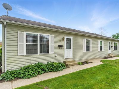 402 & 404 W Carroll St, Syracuse, IN, 46567