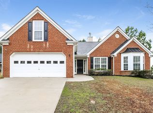 8952 Lake Ct, Union City, GA 30291