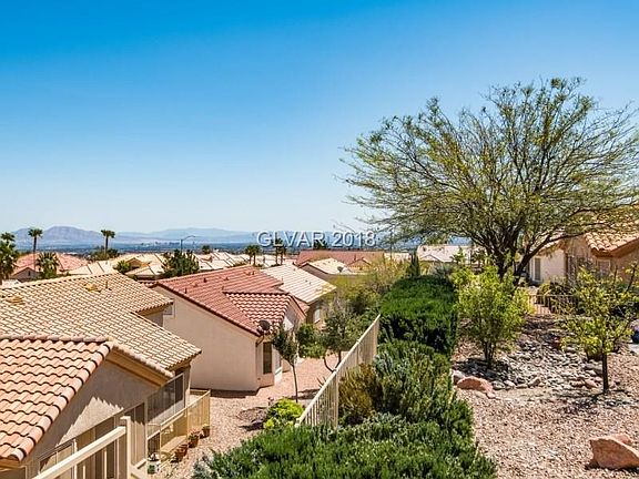 3rd image of 10916 Pine Meadows Ct