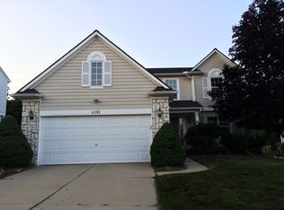 4881 N Ridgeside Cir, Ann Arbor, MI 48105