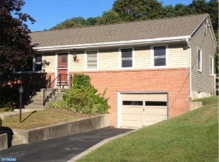 4335 Hilldale Rd, Reading, PA 19606