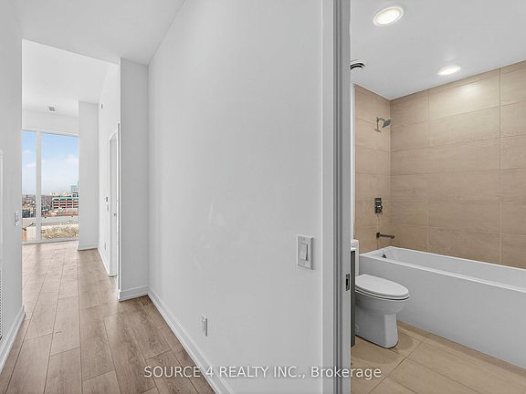 2nd image of 500 Dupont St #805