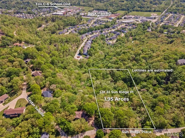 22 N Ridge Dr, Fenton, MO 63026