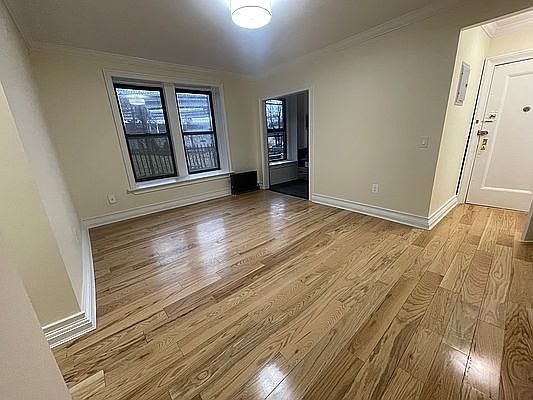 1st image of 870 W 181st St APT 8