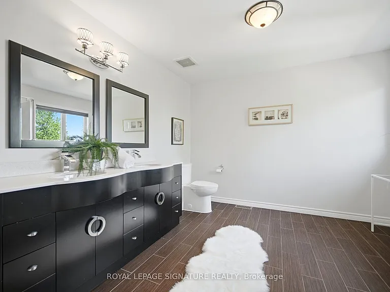 901 Knotty Pine Grv — Photo 23