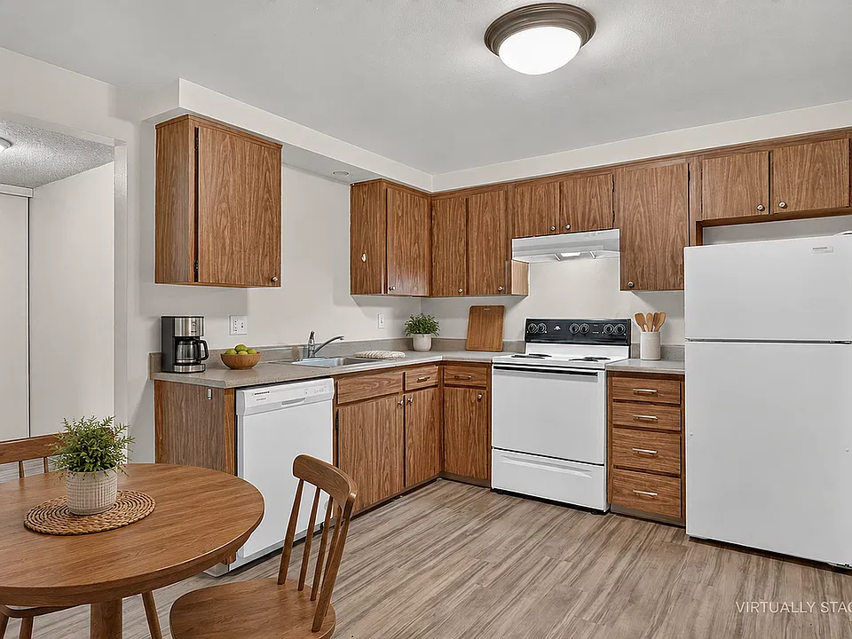 Virtually Staged - Silver Lea - Kitchen