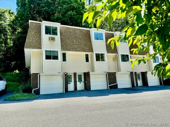 97 Chestnut Street #A, Bethel, CT 06801