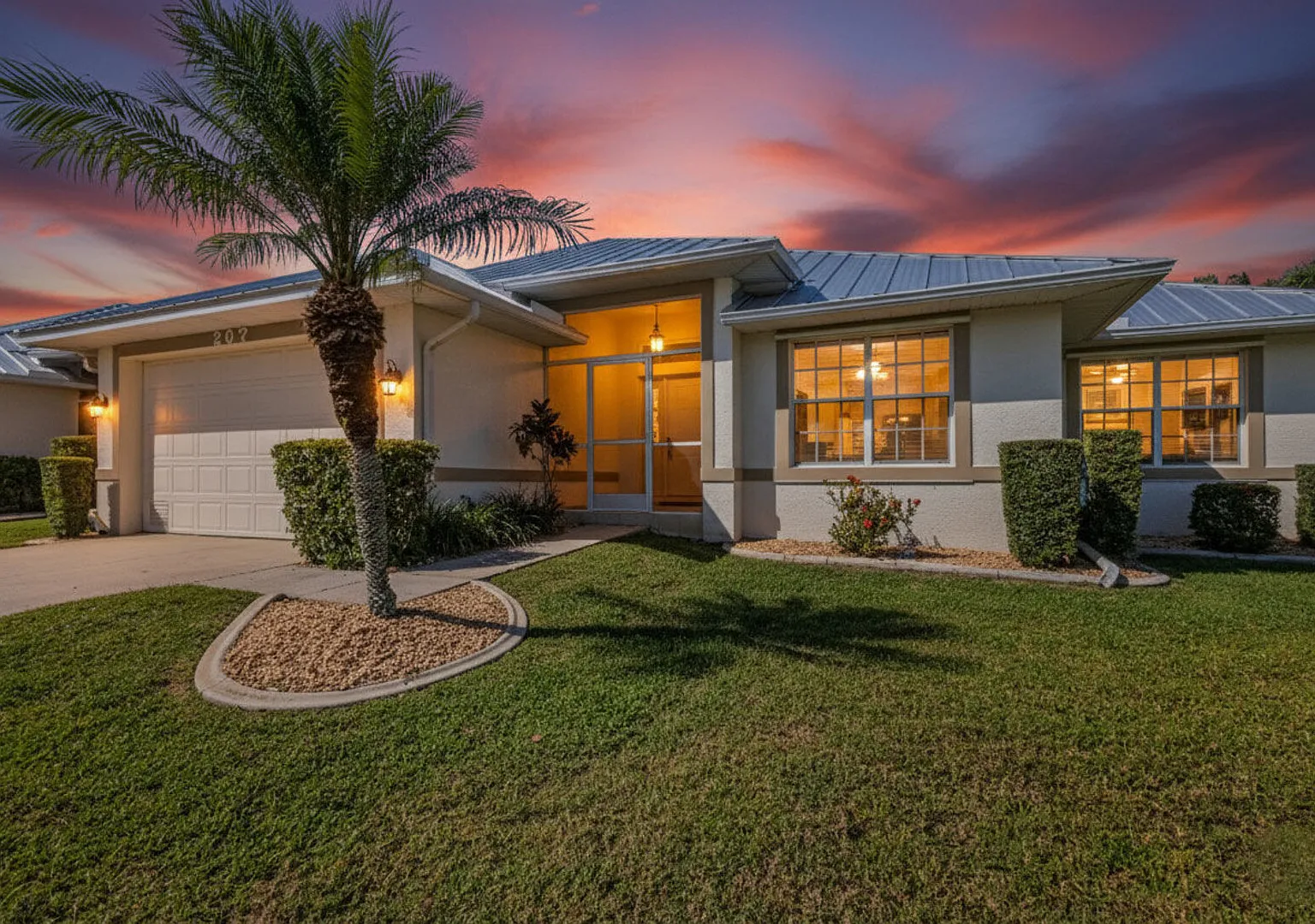 Beautiful Villa - 3 bed/2 bath - 2 car garage in Punta Gorda Isles, FL — Photo 1
