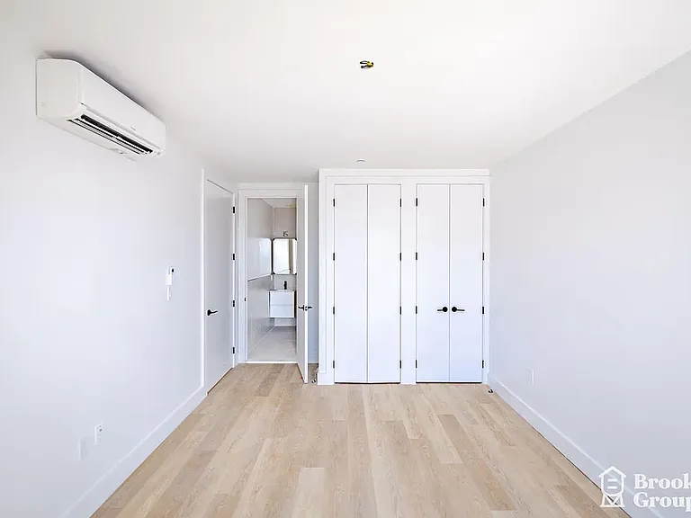 3308 Glenwood Rd #28 — Photo 6