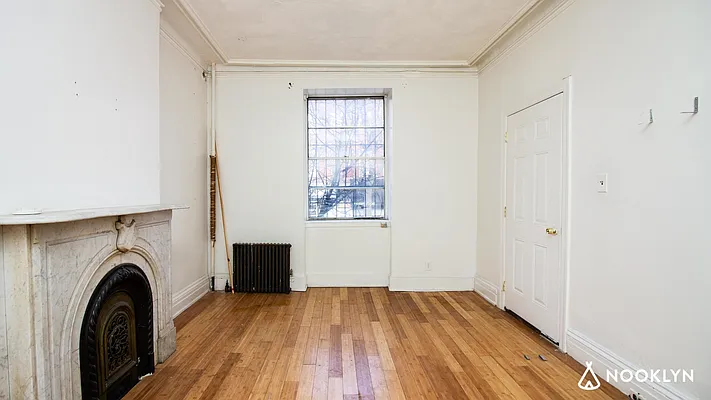 Rented by Nooklyn NYC LLC | media 11
