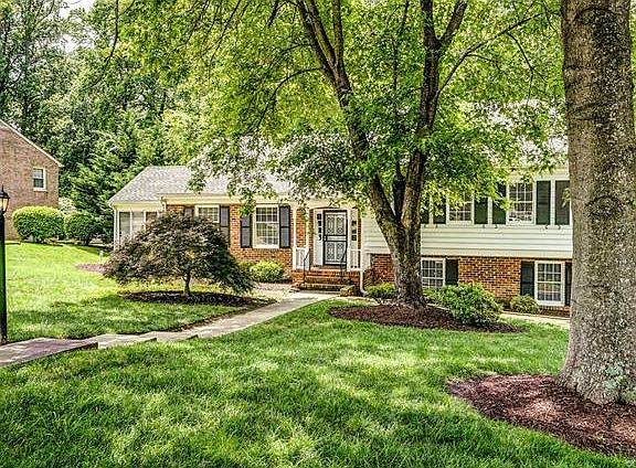 5th image of 8108 Cavendish Ln
