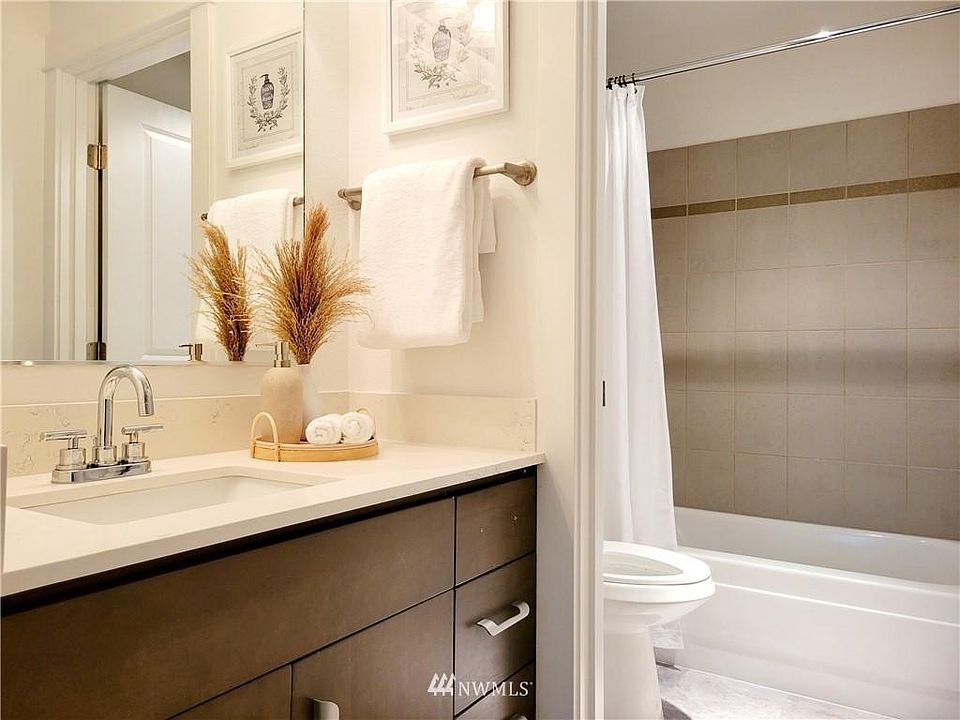 1st image of 728 Kirkland Cir APT C-205