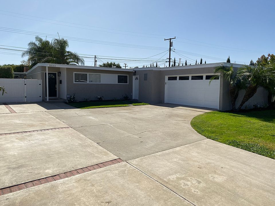 1st image of 10144 Lanett Ave