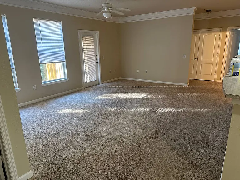 8818 Villa View Cir #207 — Photo 3