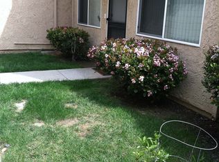 214 Rochester Ave APT 2, Huntington Beach, CA 92648