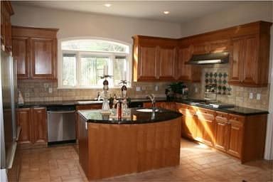 3rd image of 591 N Alta Vista Ave