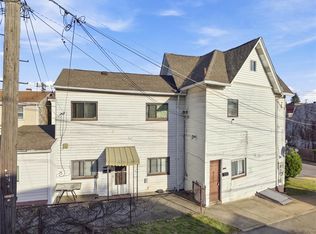 134-136 Amanda Ave, Pittsburgh, PA 15210