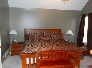 628 E Willow St, Gardner, KS 66030