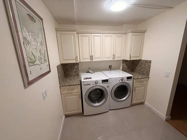 1514 Whitehall Dr #206 — Photo 10