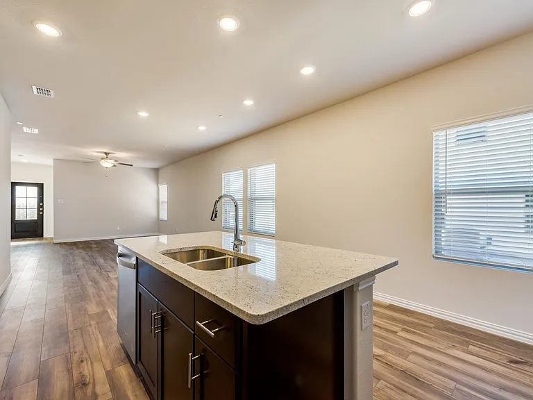 102 Monarch Way — Photo 10