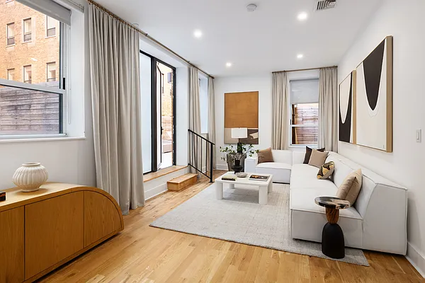 416 West 52nd Street #TH226 in Hell's Kitchen, Manhattan