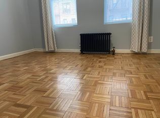 3128 33rd St APT 1F, Astoria, NY 11106