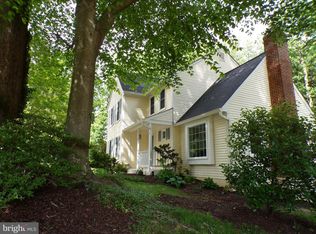 9241 Northedge Dr, Springfield, VA 22153