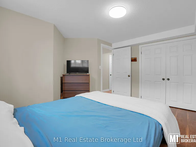 15 Carere Cres #46B — Photo 24