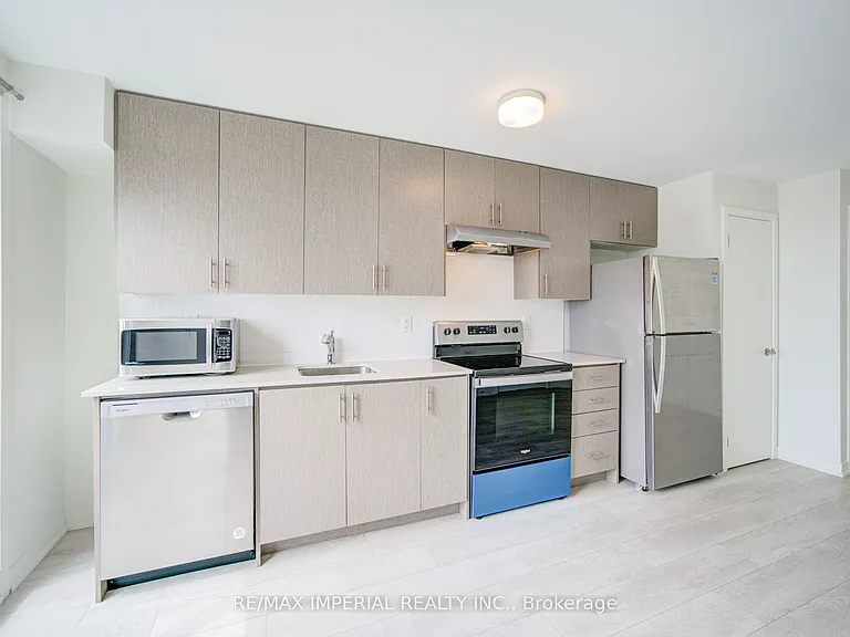 3401 Ridgeway Dr W #420 — Photo 13