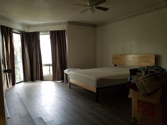 4th image of 4355 Aqua Vista Dr