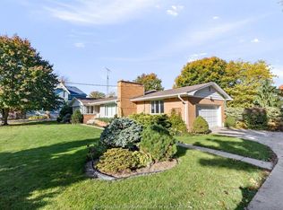 28 Canal St E, Chatham Kent, ON N0P2L0