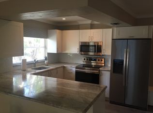 663 98th Ave N, Naples, FL 34108