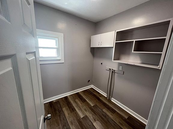 3rd image of 155 Church St #155