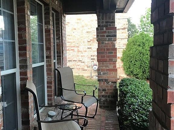 3rd image of 2705 Alpena Dr