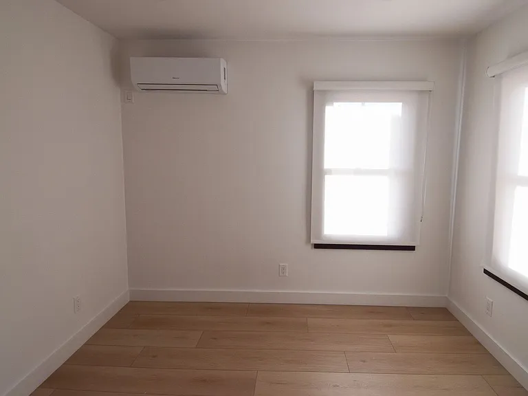 317 Ocean Park Blvd — Photo 50