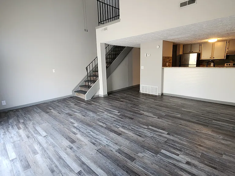11006 Manderson Plz — Photo 8