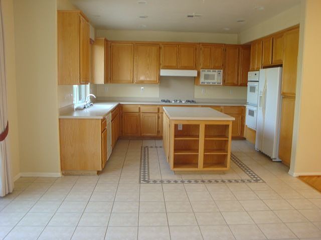 2nd image of 520 Paseo Rosal