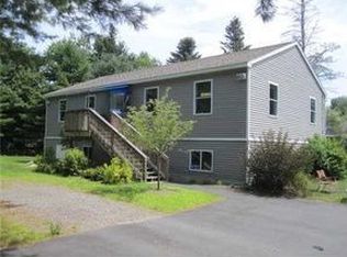 4 Harvest Dr, Brunswick, ME 04011