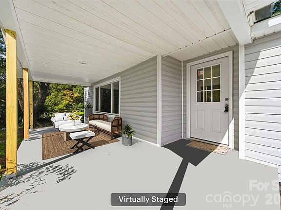 2nd image of 218 33rd St SW