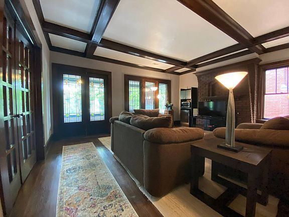 4th image of 172 Buttles Ave