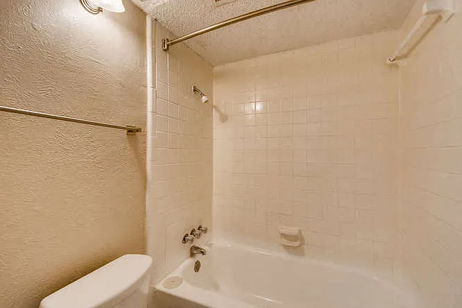 MARFA Apartments — Photo 13