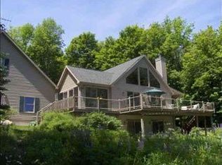 520 Parsons Rd, Charlevoix, MI 49720