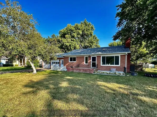 2012 W 6th St, Hastings, NE 68901