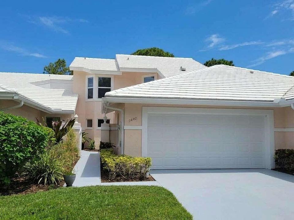 1st image of 2442 SW FOXPOINT Trail