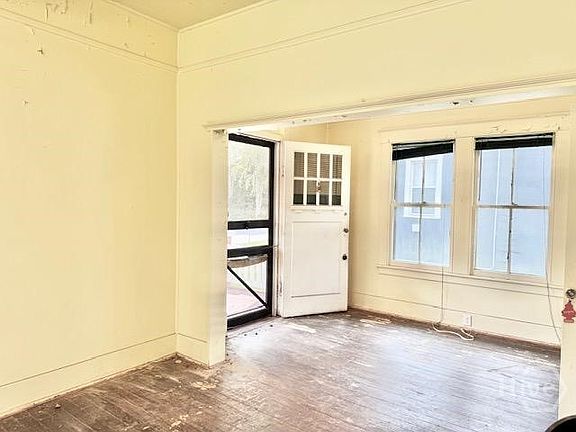 5th image of 3313 Gragg Street