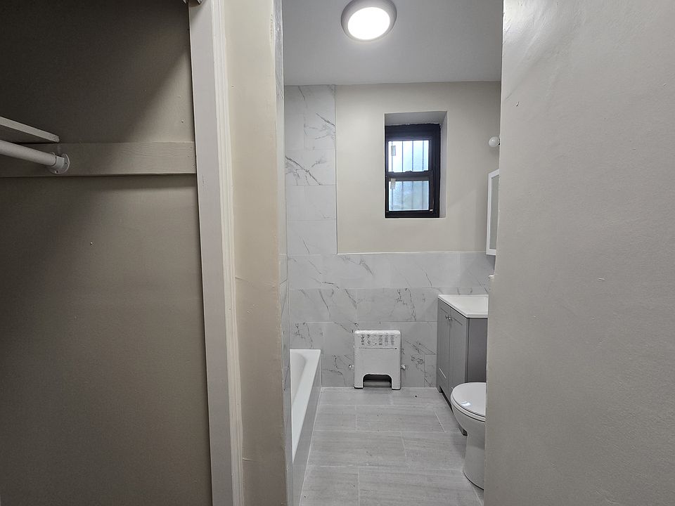 1st image of 234-235 S Harrison St #106A