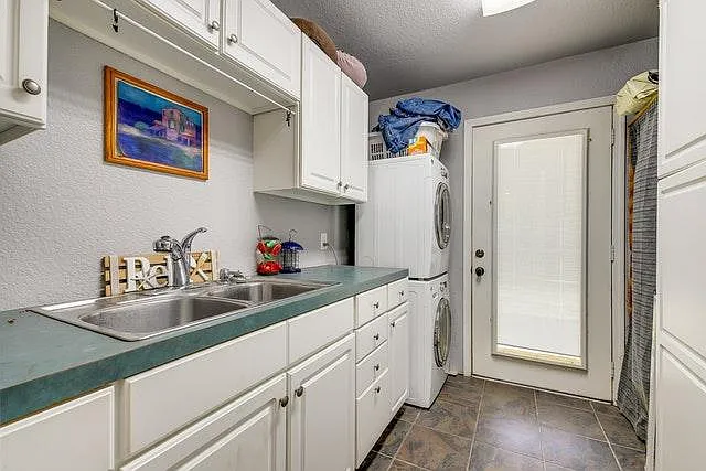322 Legion Loop — Photo 19