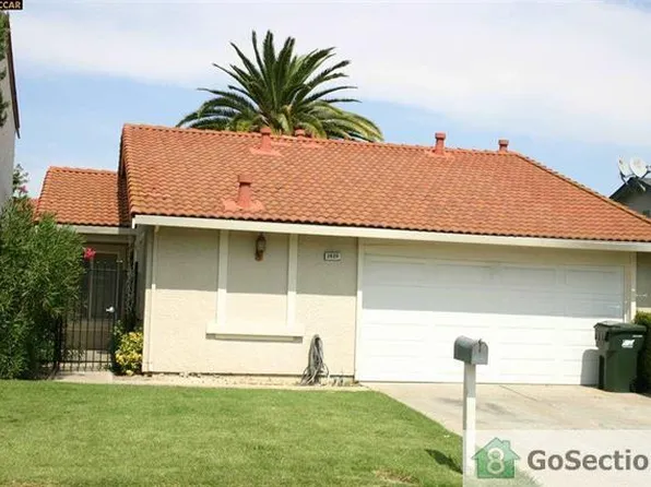 2420 Redwood Dr, Antioch, CA 94509