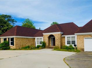 1790 Old Buckroe Rd, Hampton, VA 23664